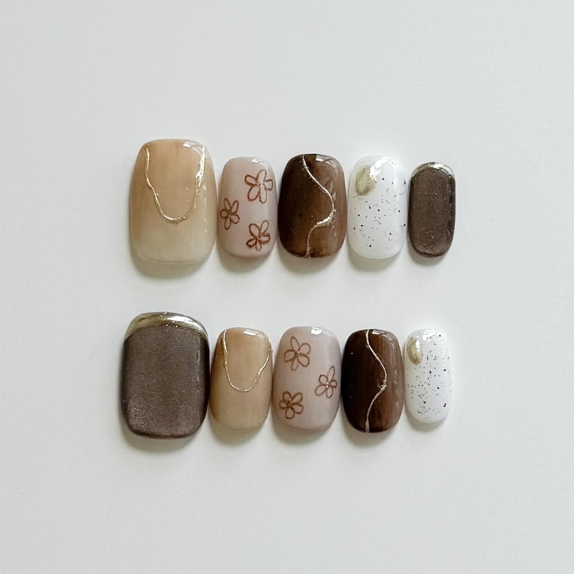 穿戴甲 72｜brown set 的照片